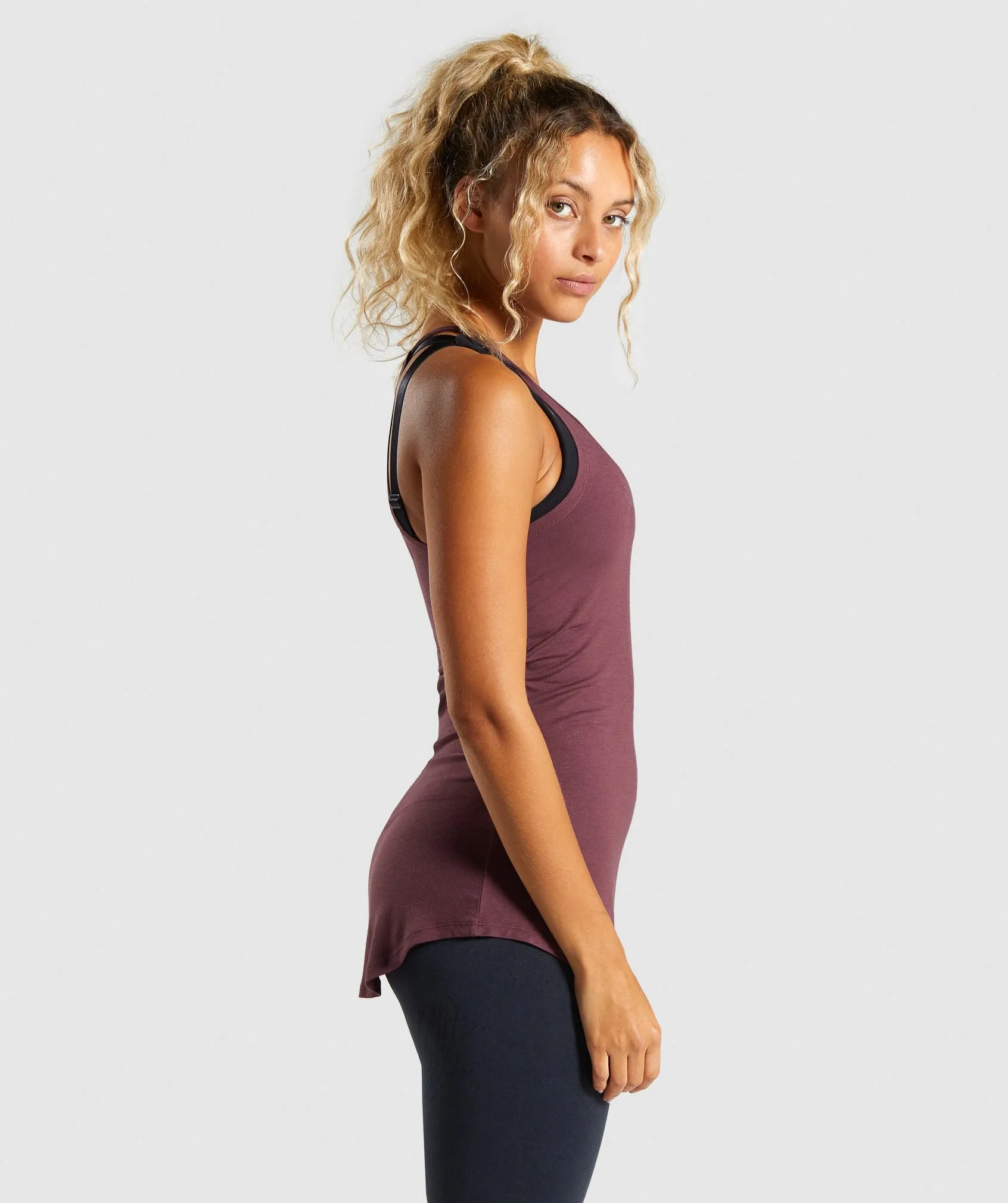 Gymshark Studio Vest - Berry Red