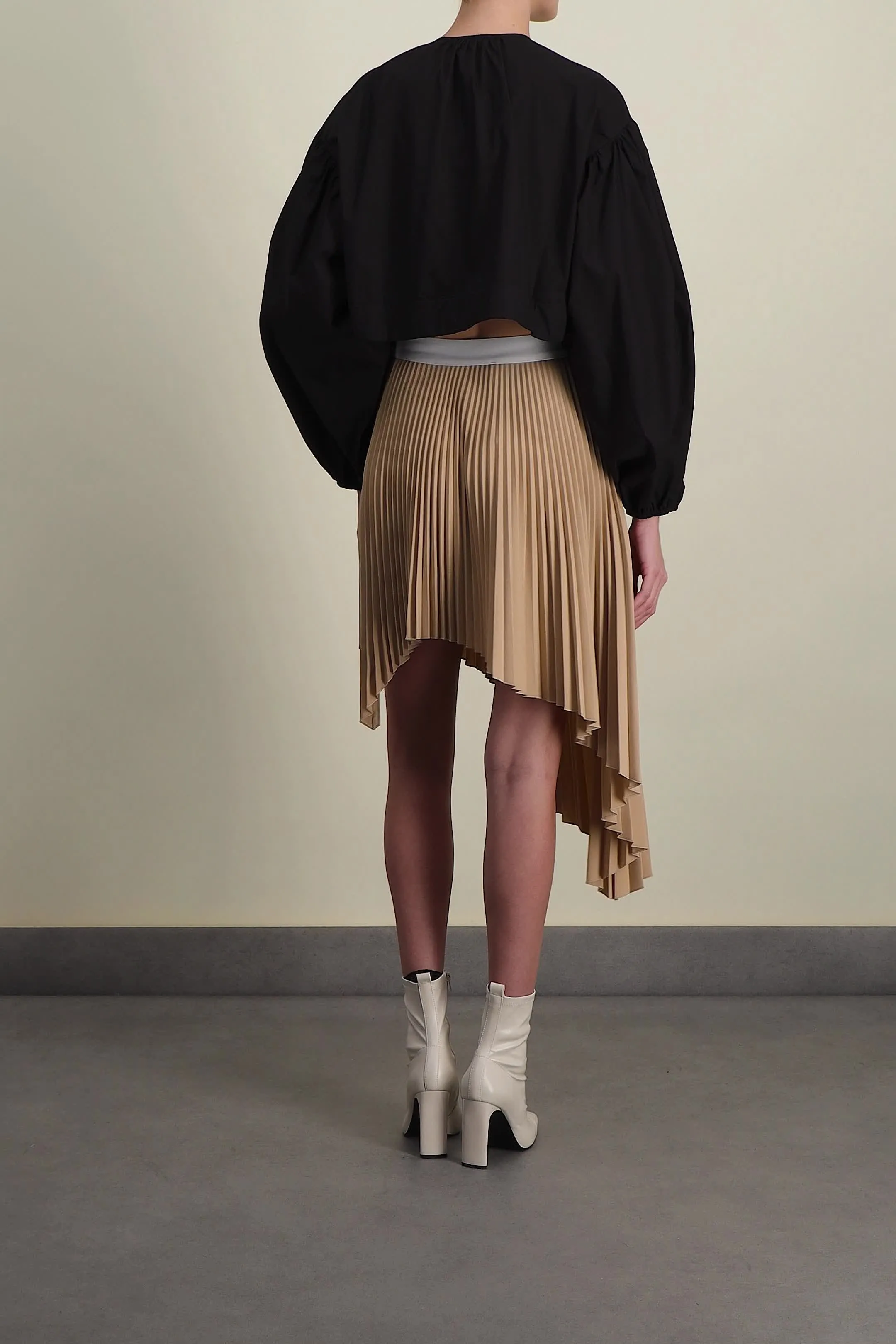 Organic cotton poplin cropped buttoned blouse